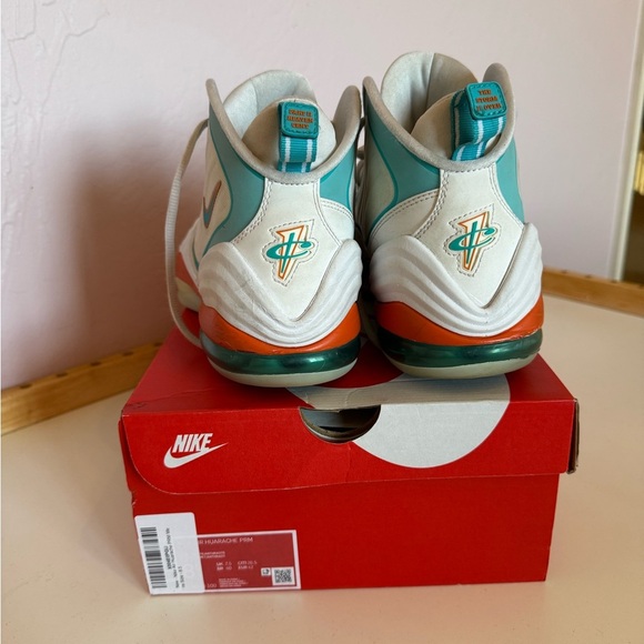 Nike Air Penny 5 Hardaway Miami Dolphin edition, 10.5 - Picture 4 of 8